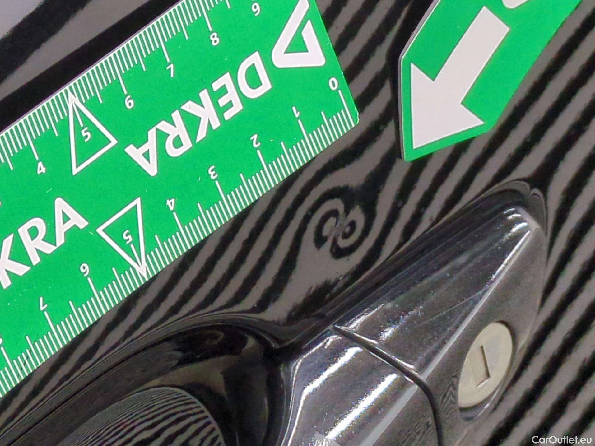  Citroen  C4  Berline Feel Pack 1.5 BlueHDI 130CV BVA8 E6d #19