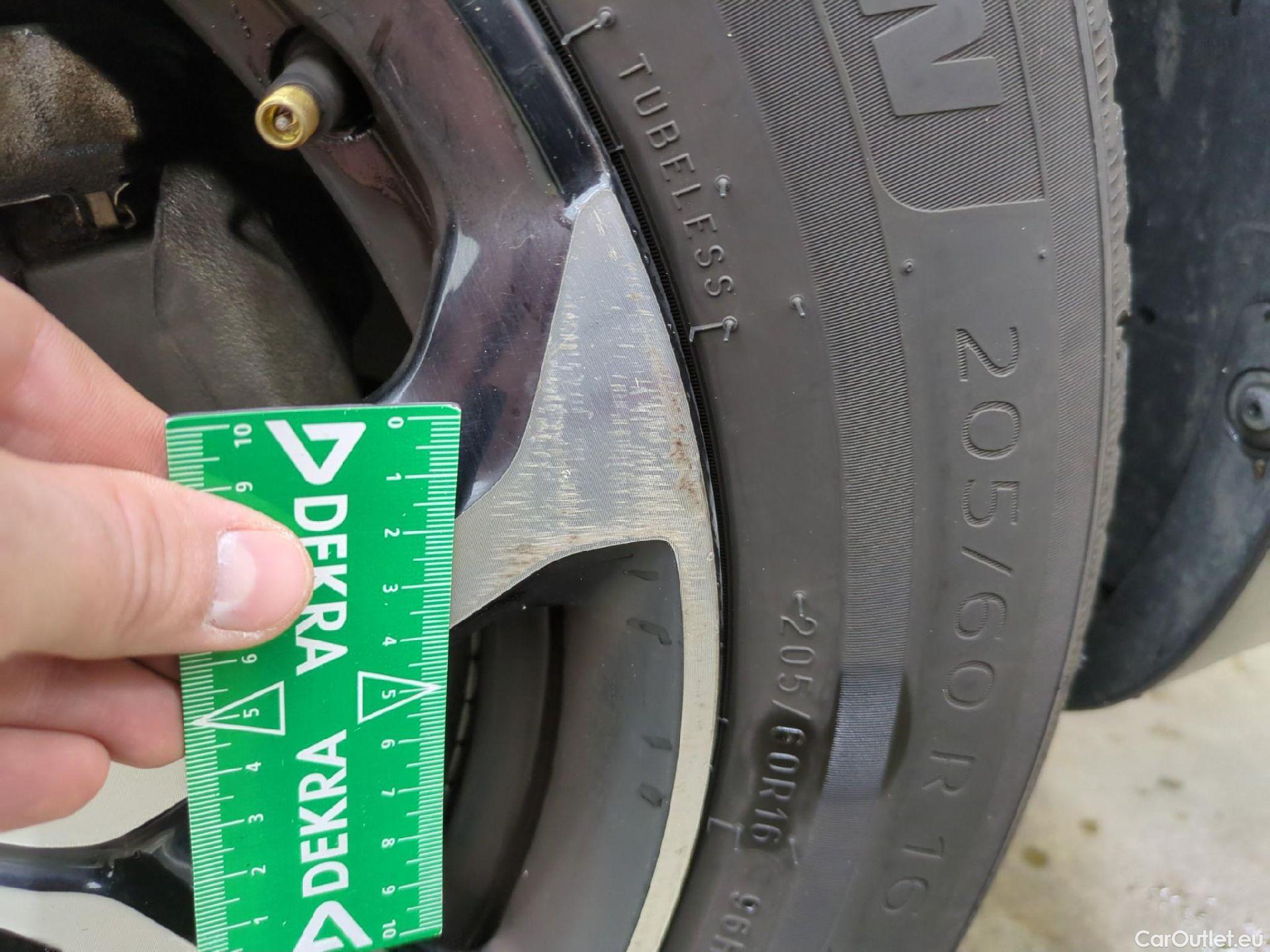  Citroen  C3  Aircross Shine 1.2 PureTech 130CV BVA6 E6d #24