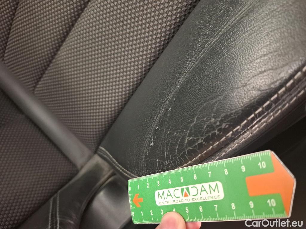  Audi  A4  Berline 35 TDI S line 2.0 TDI 165CV BVA7 E6d #43