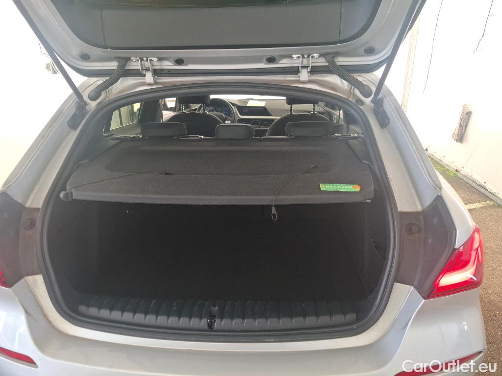  Bmw  Serie 1 BMW Série 1 / 2019 / 5P / Berline 1.5 116I Business Design #47