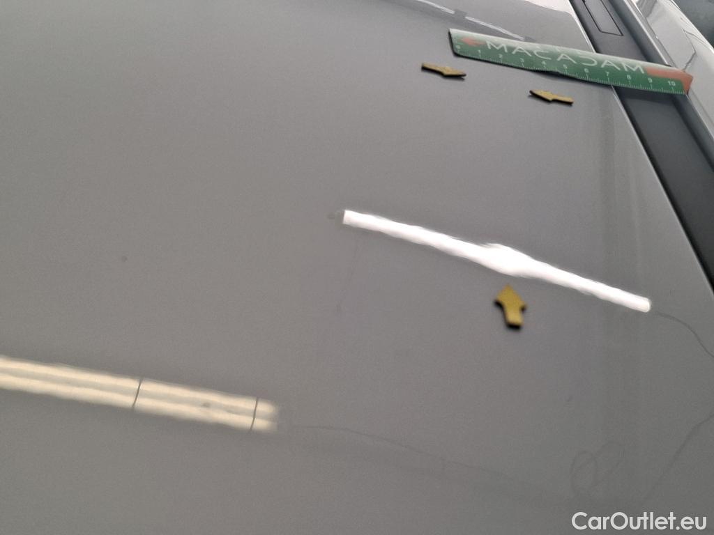  Bmw  Serie 1 BMW Série 1 / 2019 / 5P / Berline 1.5 116I Business Design #39