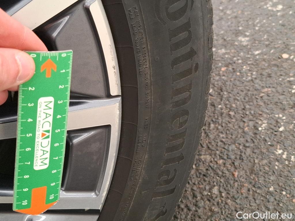  Bmw  2 Tourer BMW Série 2 Active Tourer / 2021 / 5P / monospace 220i 170ch Business Design DKG7 #35