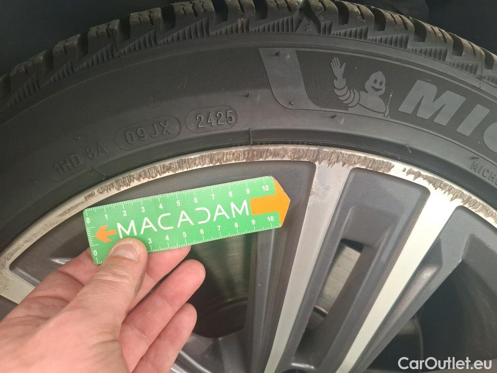  Bmw  Serie 1 BMW Série 1 / 2019 / 5P / Berline 1.5 116I Business Design #21