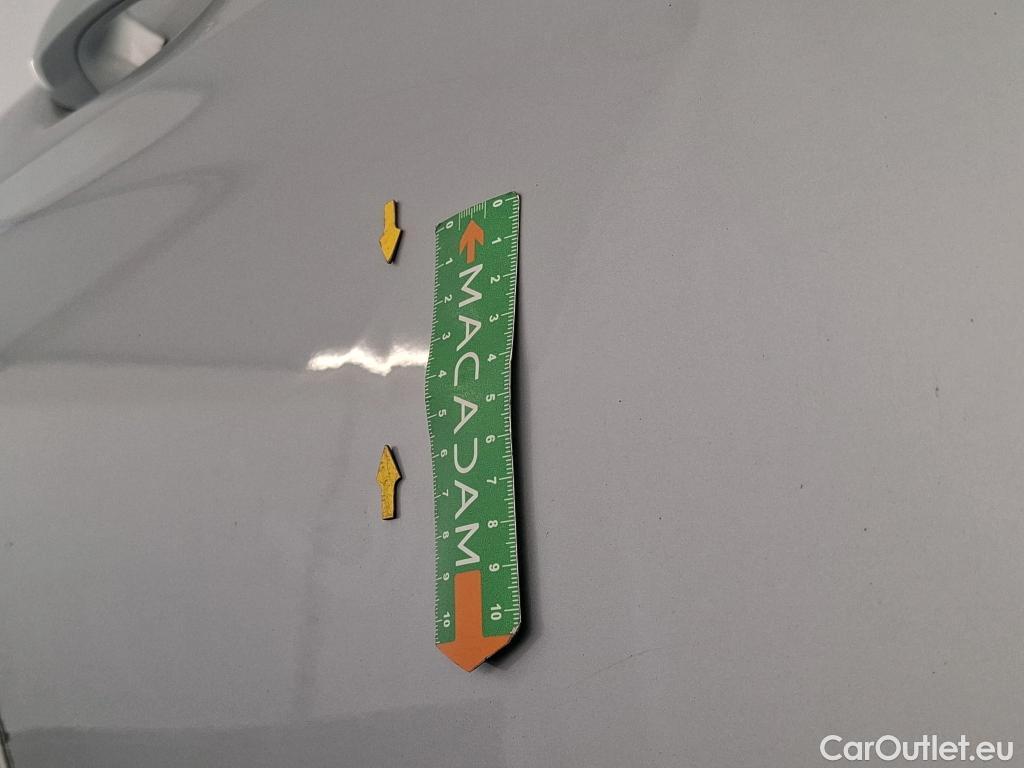  Bmw  Serie 1 BMW Série 1 / 2019 / 5P / Berline 1.5 116I Business Design #6