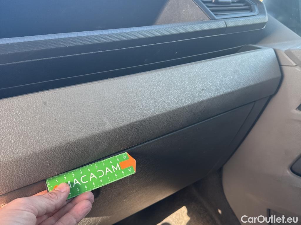  Volkswagen  Transporter VOLKSWAGEN  / 2019 / 4P / Fourgon tôlé 2.0 TDi 150 4MO L1H1 Business Line #22