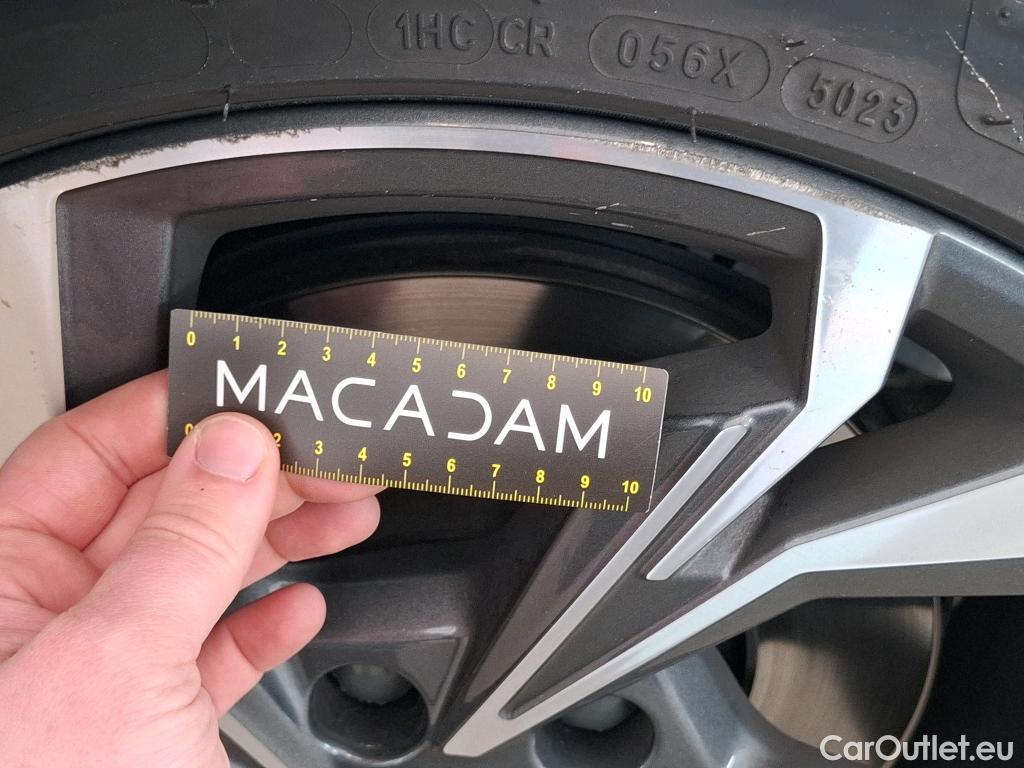  Audi  A3  Berline 35 TDI S Line 2.0 TDI 150CV BVA7 E6d #7