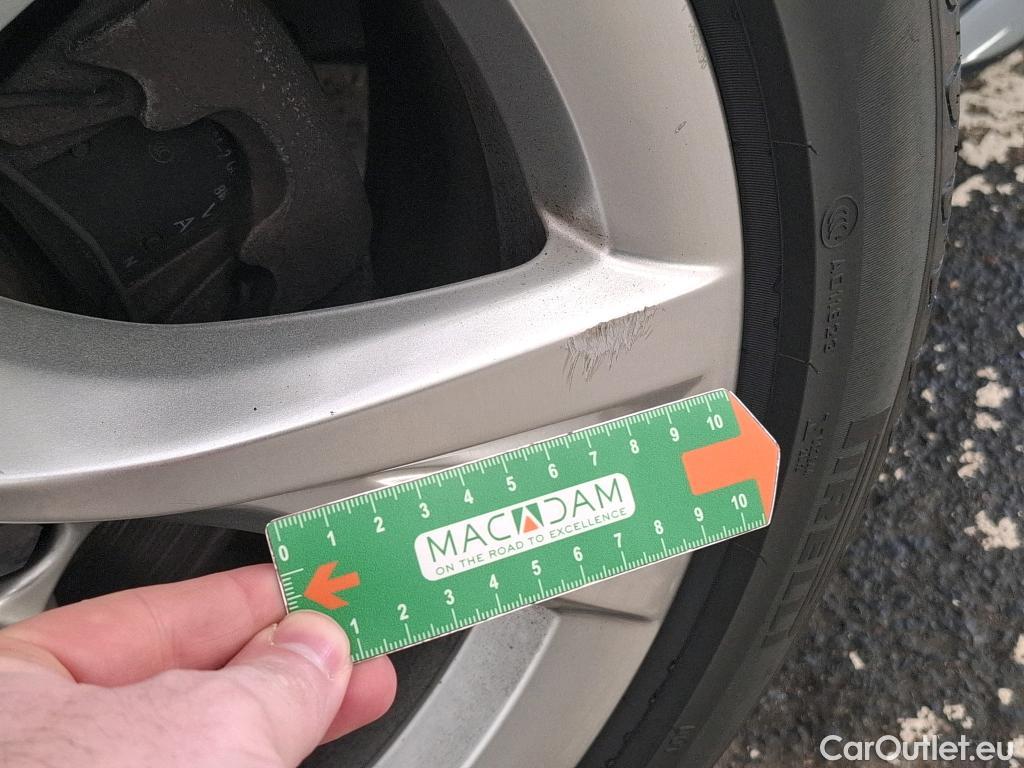  Audi  A4  Berline 35 TDI S line 2.0 TDI 165CV BVA7 E6d #48