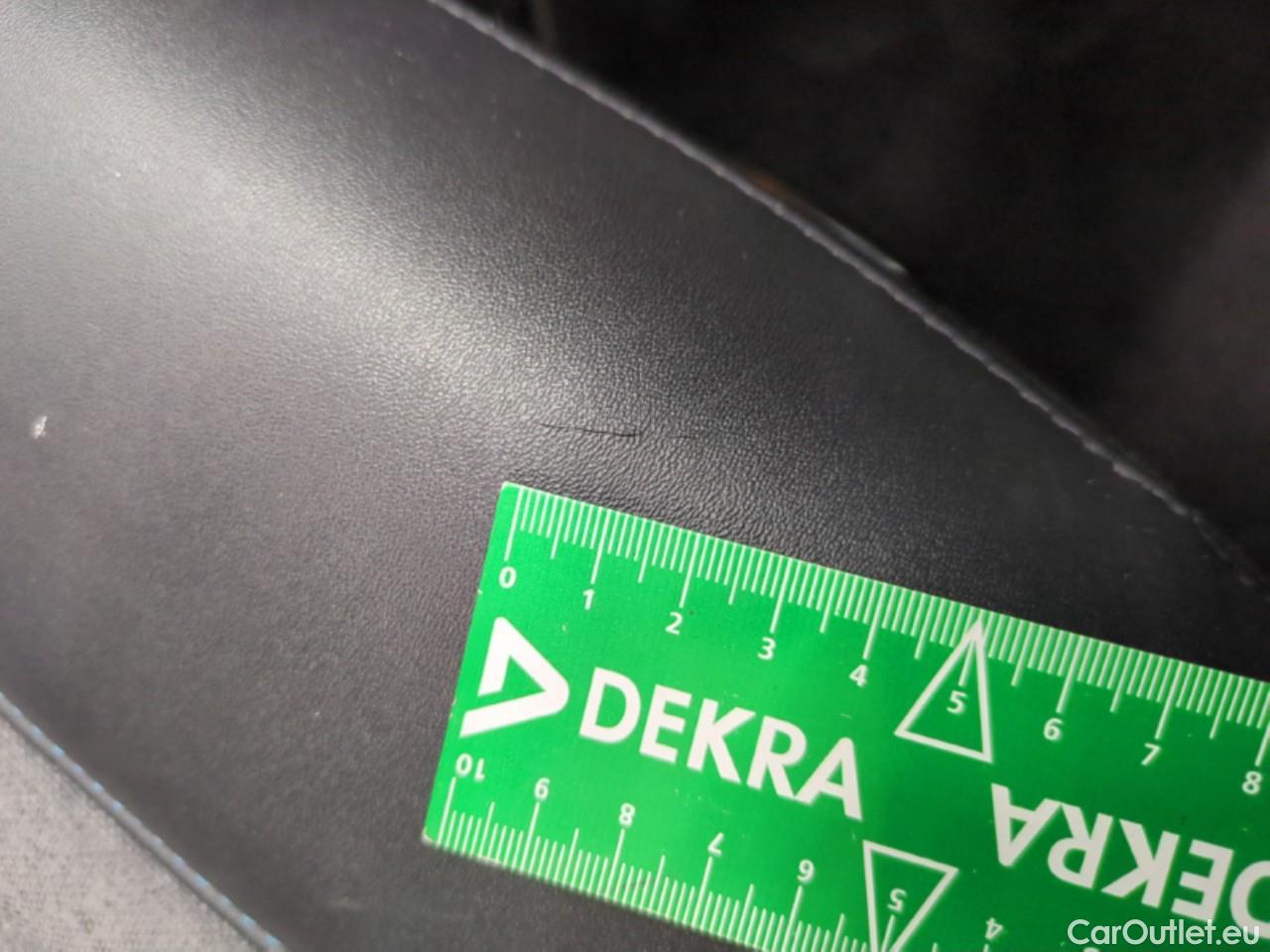  Citroen  C4  Berline Feel Pack 1.5 BlueHDI 130CV BVA8 E6d #2