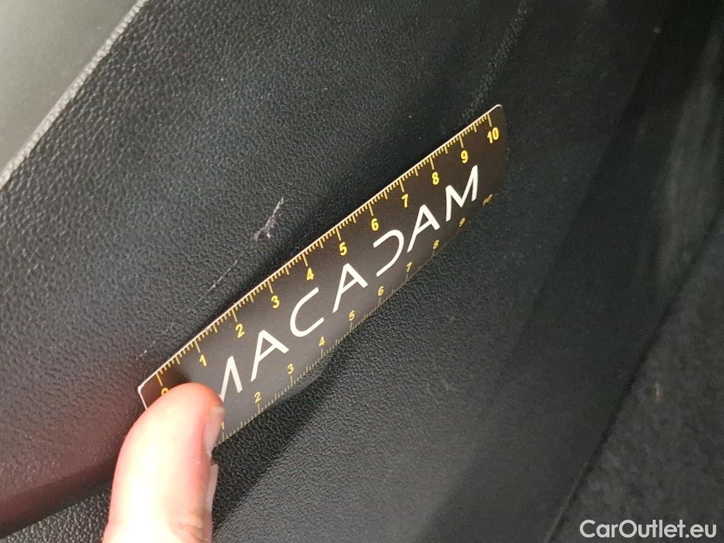  Audi  A3  Berline 35 TDI S Line 2.0 TDI 150CV BVA7 E6d #3