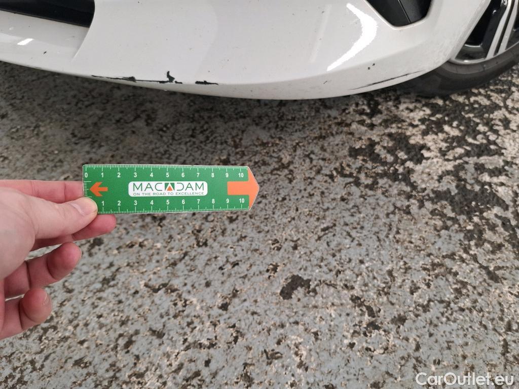  Bmw  Serie 3 BMW Série 3 Touring / 2019 / 5P / Break 320d 190ch Lounge BVA8 #6