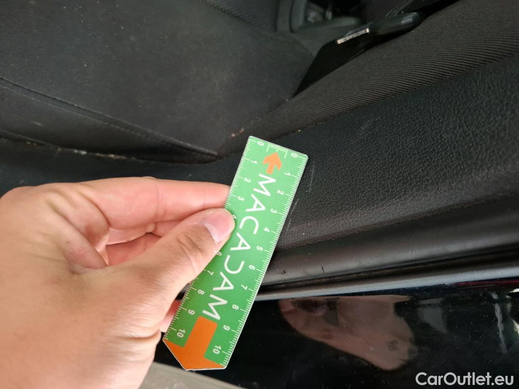  Audi  A4  Avant 30 TDI Business Line 2.0 TDI 135CV BVA7 E6d #12