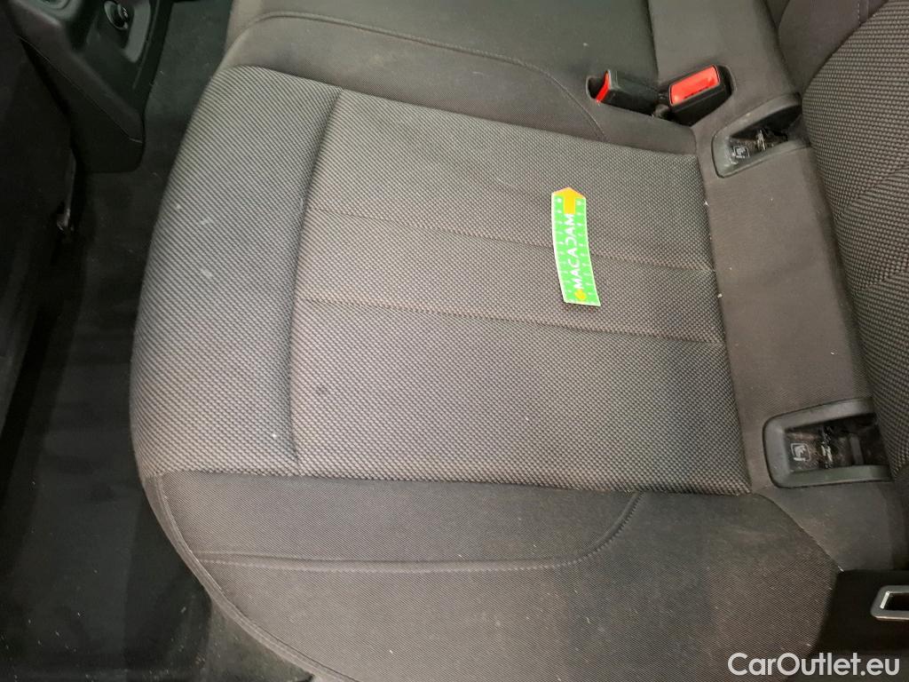  Audi  A4  Avant 30 TDI Business Line 2.0 TDI 135CV BVA7 E6d #16