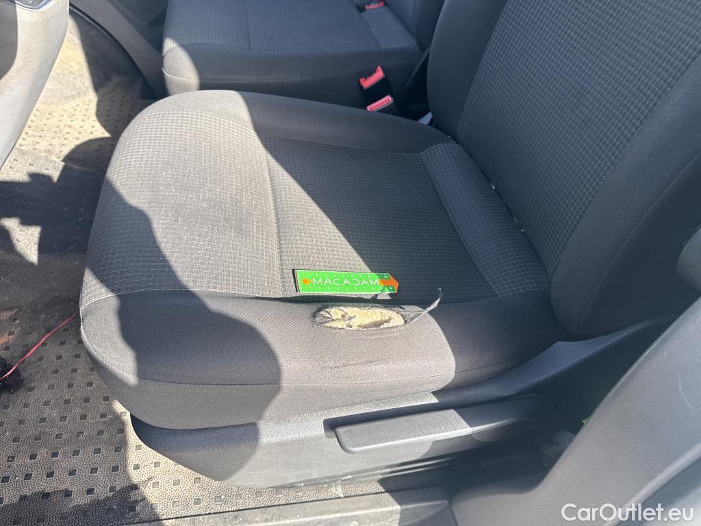  Volkswagen  Transporter VOLKSWAGEN  / 2019 / 4P / Fourgon tôlé 2.0 TDi 150 4MO L1H1 Business Line #8