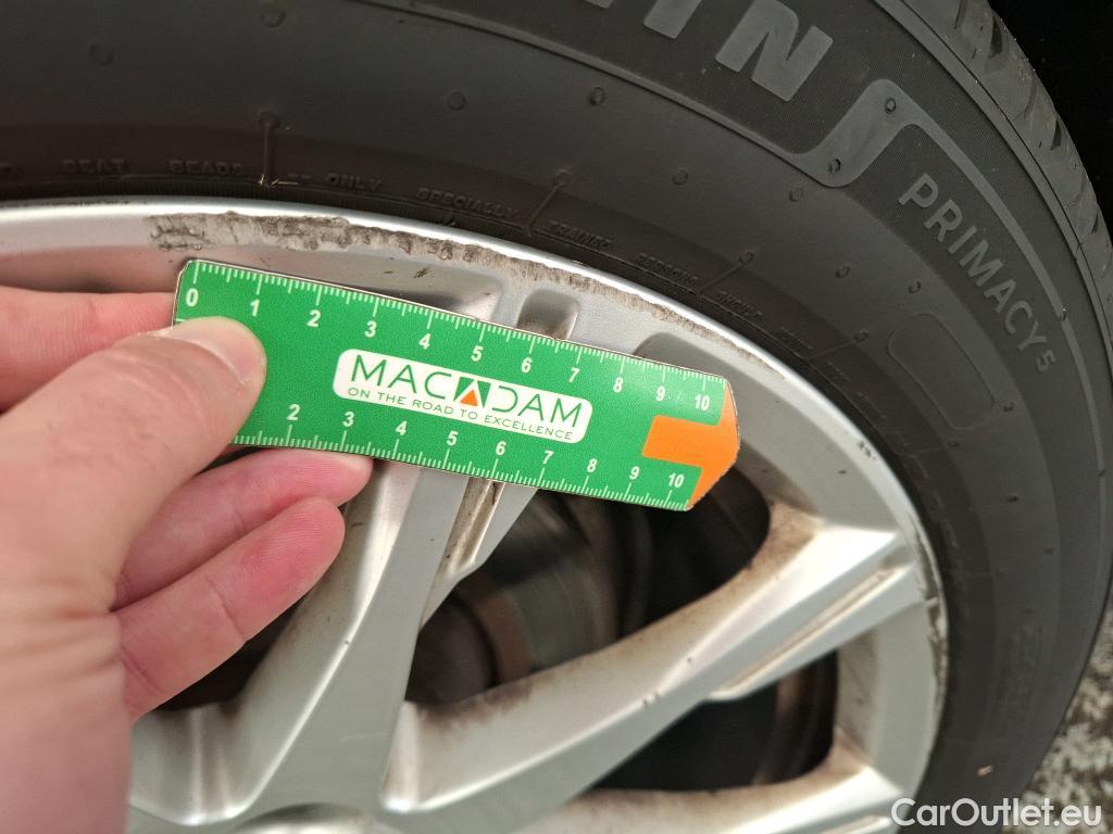  Audi  A4  Avant 35 TDI Business Line 2.0 TDI 165CV BVA7 E6d #29