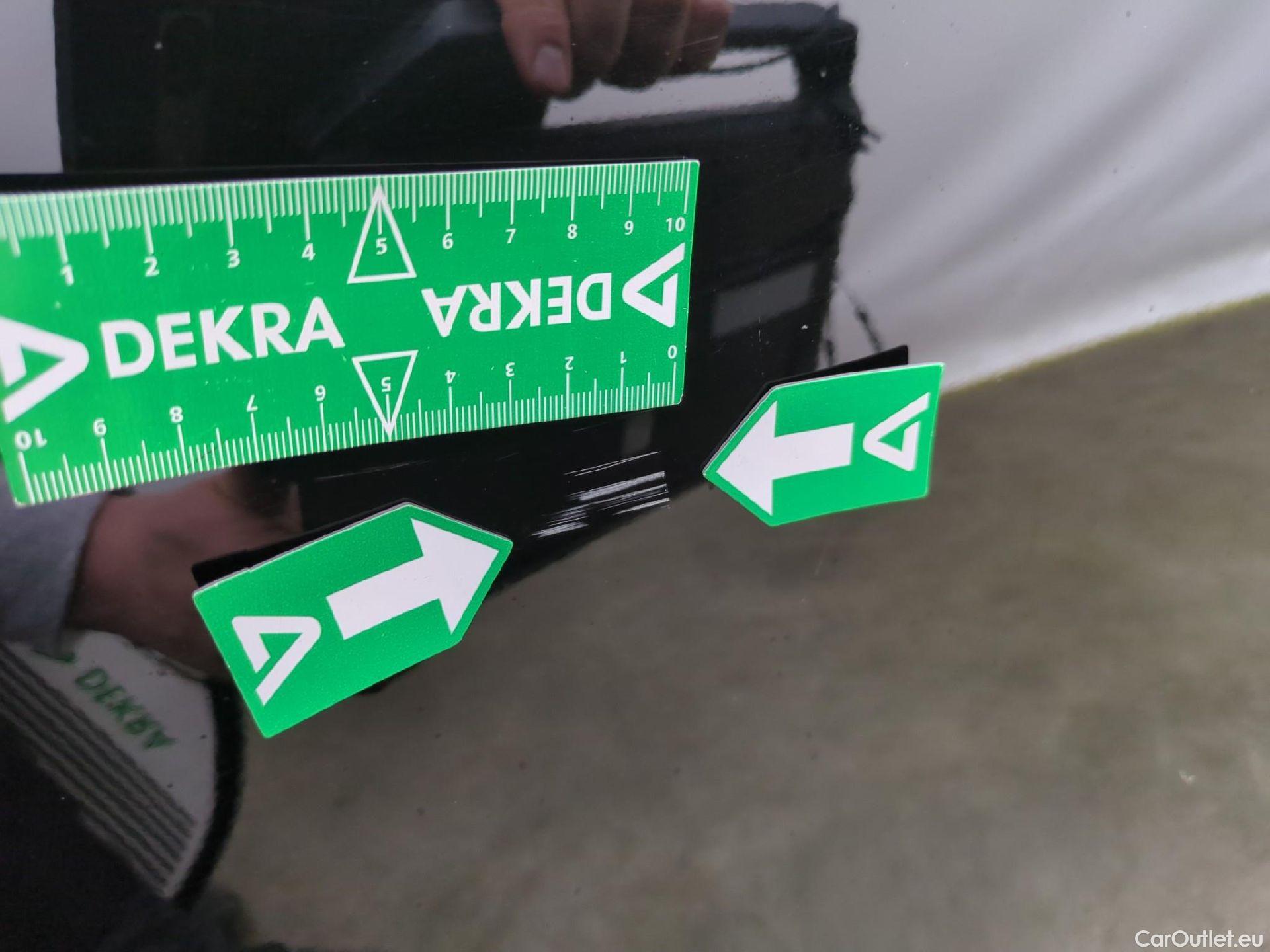  Citroen  C4  Berline Feel Pack 1.5 BlueHDI 130CV BVA8 E6d #22