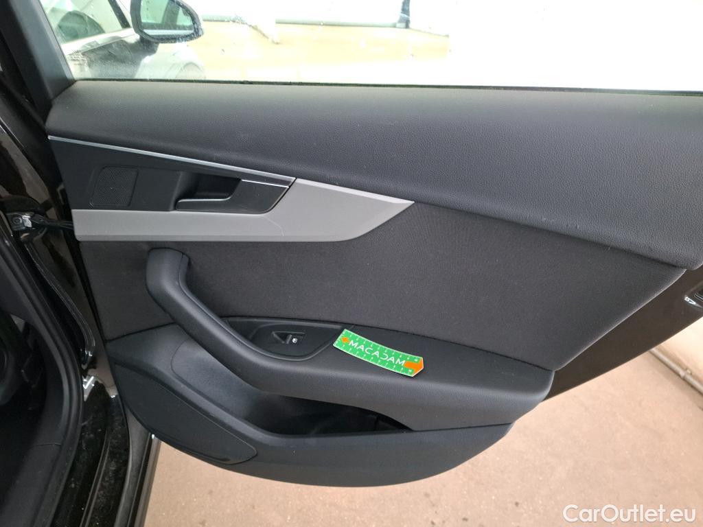  Audi  A4  Avant 30 TDI Business Line 2.0 TDI 135CV BVA7 E6d #17