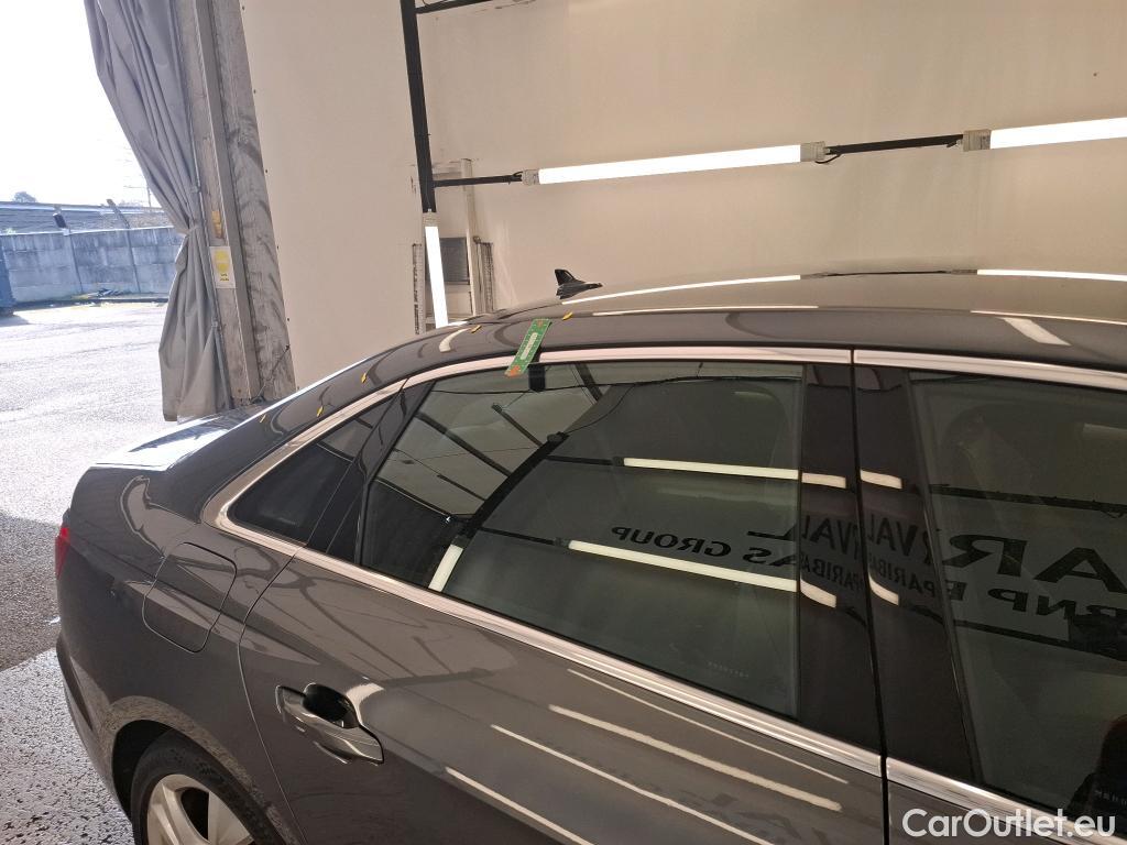  Audi  A4  Berline 35 TDI S line 2.0 TDI 165CV BVA7 E6d #1