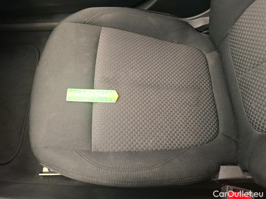  Bmw  Serie 1 BMW Série 1 / 2019 / 5P / Berline 1.5 116I Business Design #44