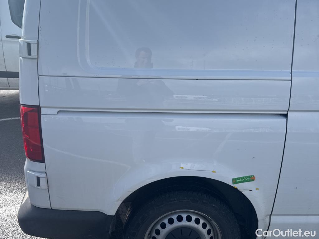  Volkswagen  Transporter VOLKSWAGEN  / 2019 / 4P / Fourgon tôlé 2.0 TDi 150 4MO L1H1 Business Line #3