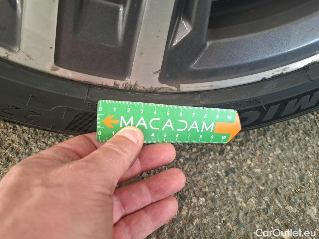  Bmw  Serie 1 BMW Série 1 / 2019 / 5P / Berline 1.5 116I Business Design #54