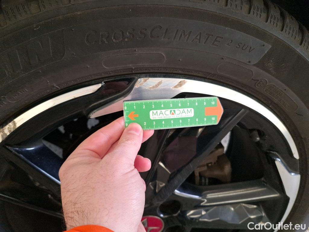  DS  DS7 7 Crossback Performance Line 1.5 BlueHDi 130CV BVA8 E6d #32