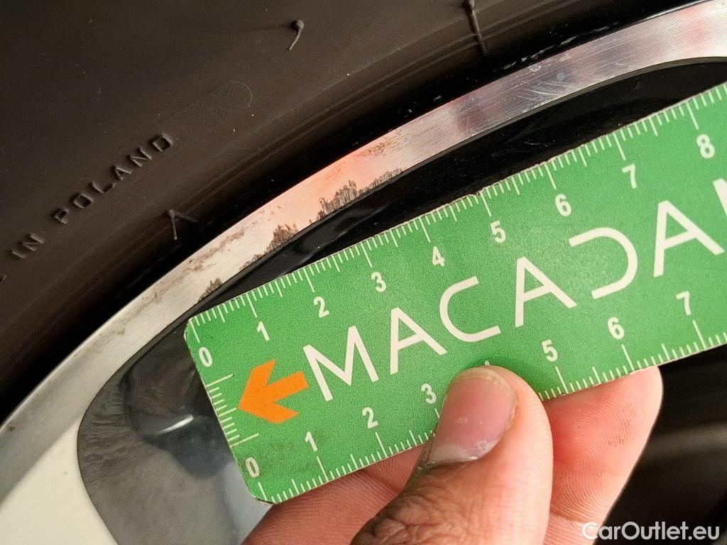  Citroen  C5 CITROEN  Aircross / 2022 / 5P / SUV Hybride rechargeable 225 e-EAT8 Shine #28