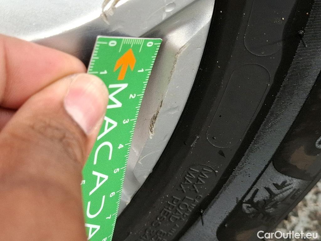  Dacia  Duster  II Confort 4WD 1.5 dCi 115CV BVM6 E6d #36