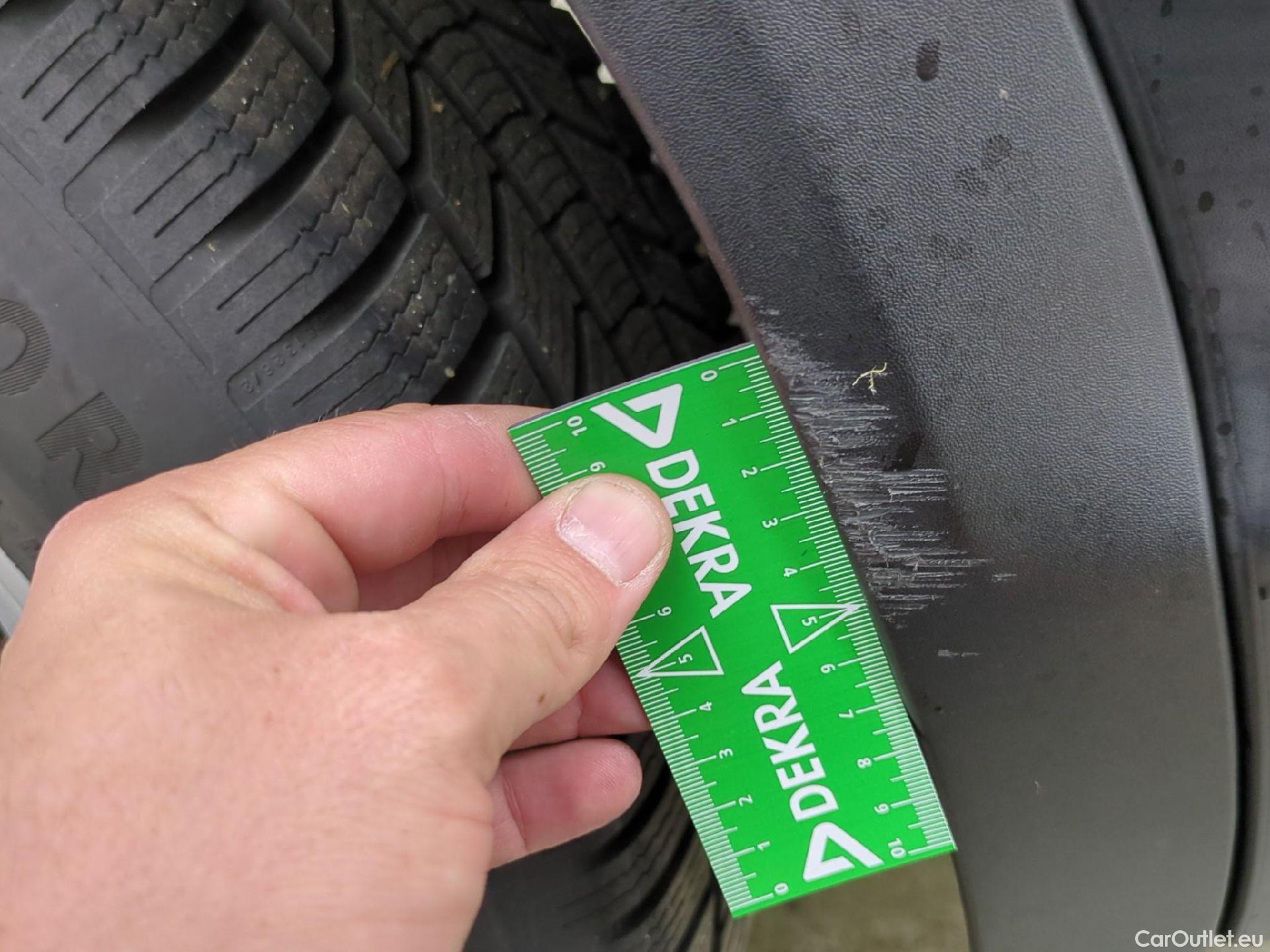  Nissan  Qashqai NISSAN  / 2017 / 5P / Crossover 1.5 DCI 115 Business Edition #12