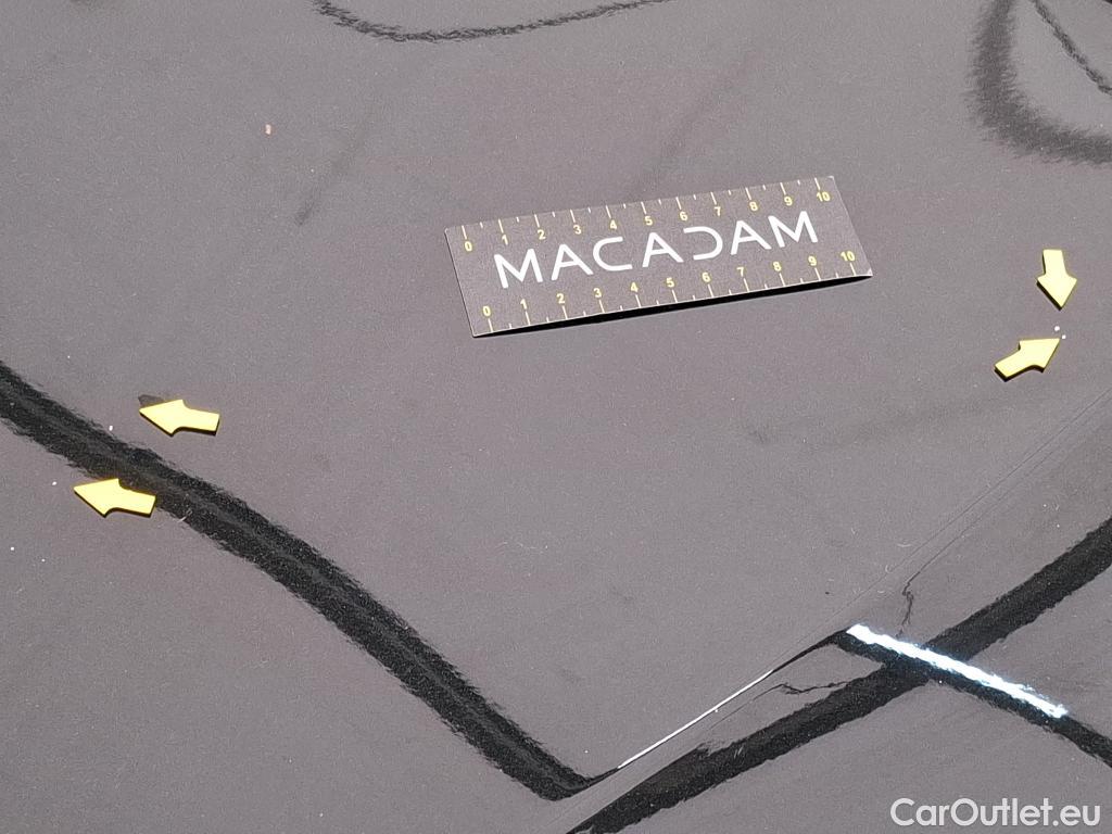  Mercedes  GLA MERCEDES-BENZ  / 2020 / 5P / SUV  200 D AMG LINE DCT #9