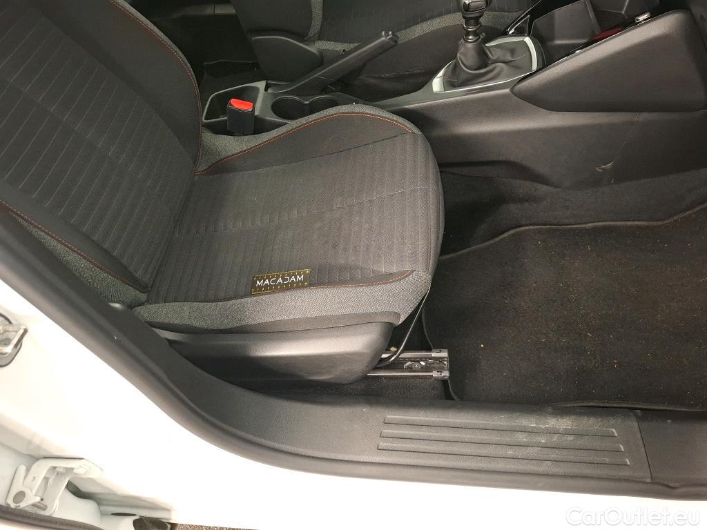  Peugeot  2008  Active Pack 1.5 HDi 110CV BVM6 E6d #18