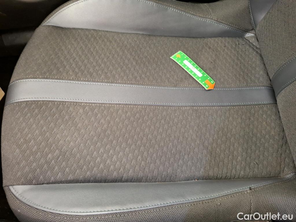  Peugeot  2008  Allure Business 1.5 HDi 100CV BVM6 E6d #19