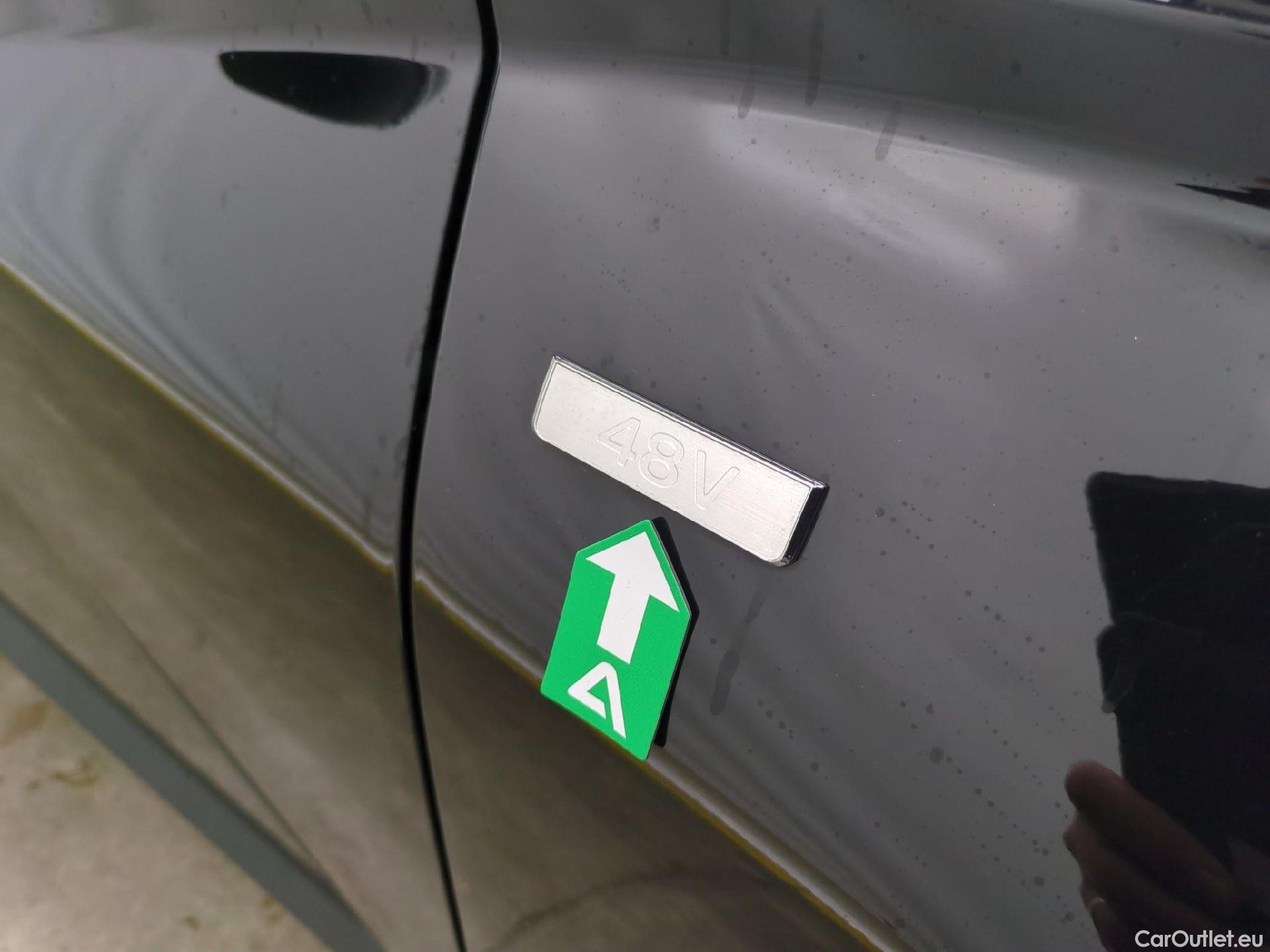  Hyundai  Tucson HYUNDAI  / 2020 / 5P / SUV 1.6 T-GDI 150 DCT-7 HYBRID 48V CREATIVE #19