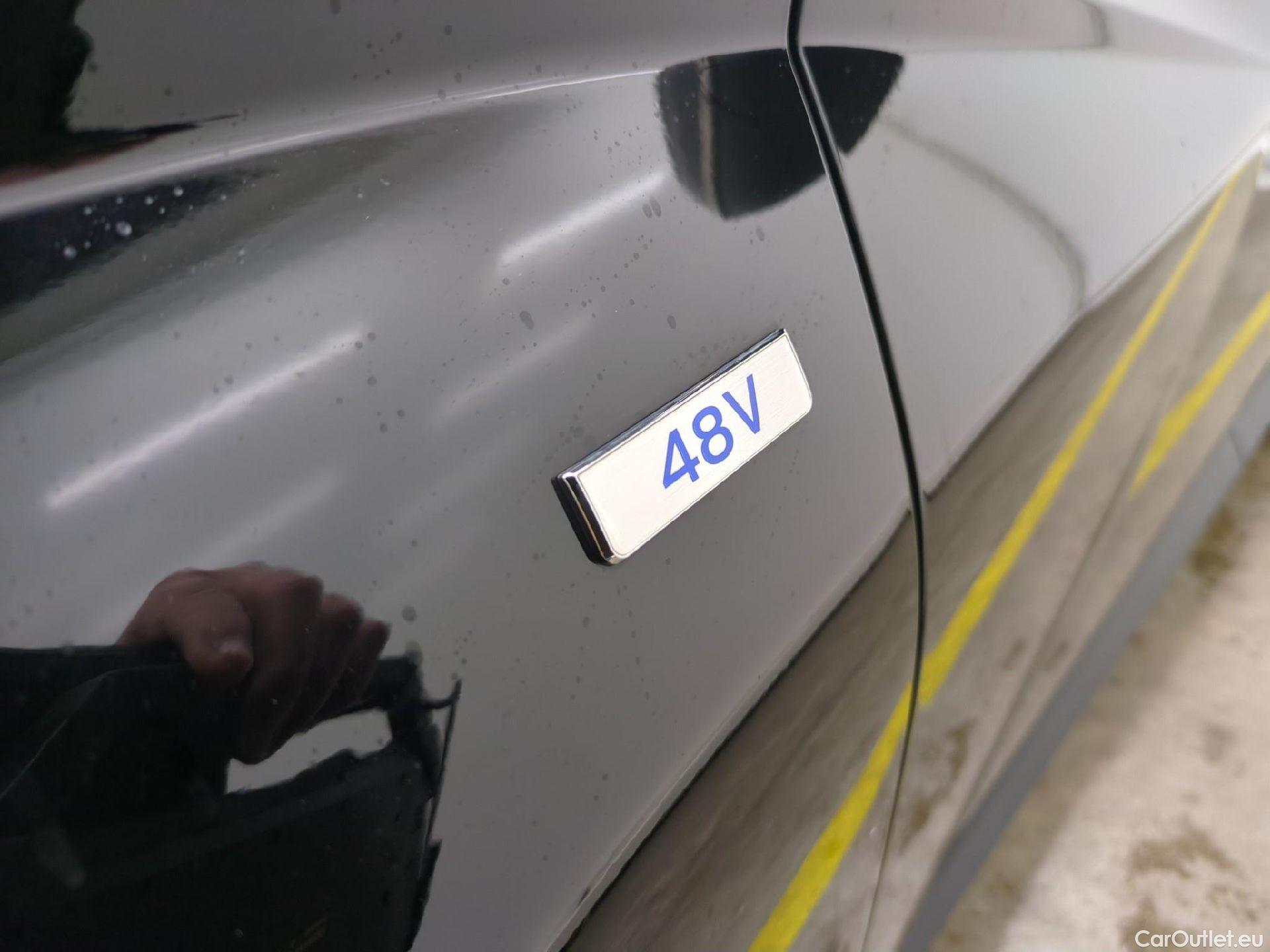  Hyundai  Tucson HYUNDAI  / 2020 / 5P / SUV 1.6 T-GDI 150 DCT-7 HYBRID 48V CREATIVE #18