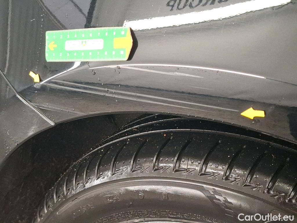  Mercedes  A-Klasse MERCEDES-BENZ Classe A Compact / 2018 / 5P / Berline A 180 d Business Line 8G-DCT #6