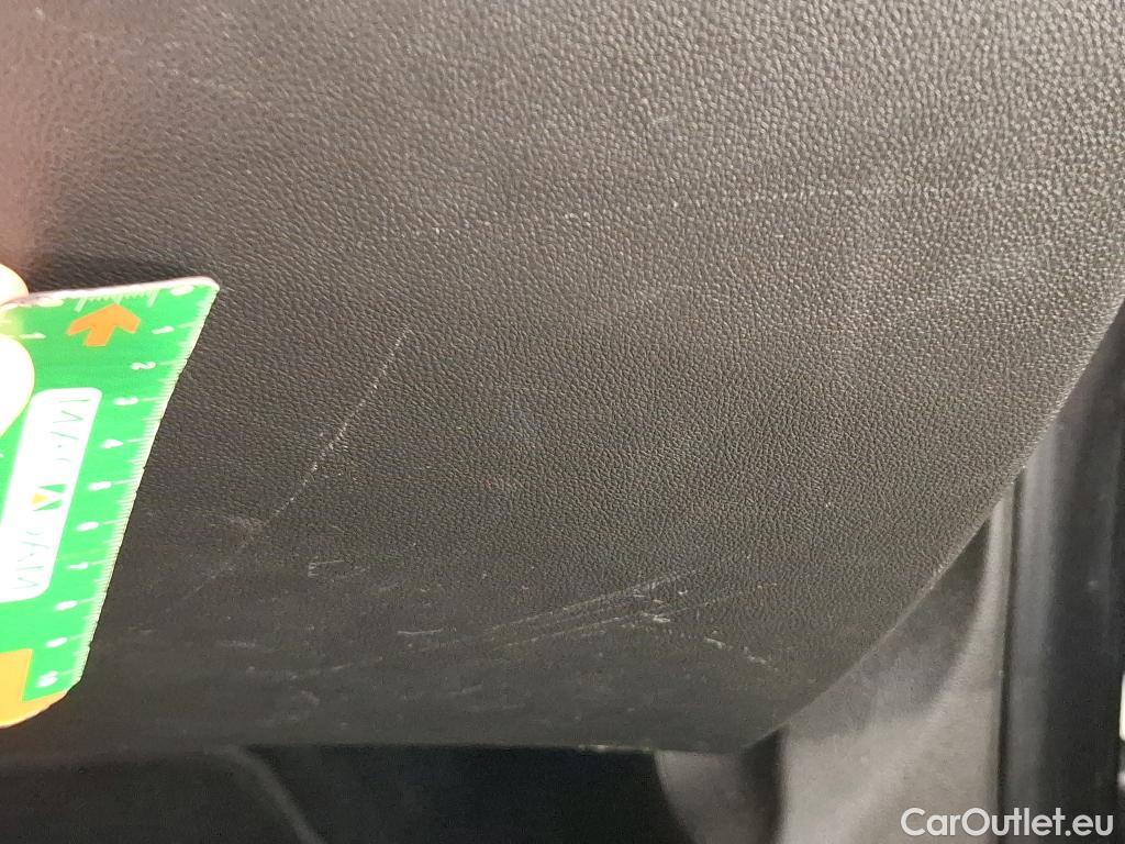  Opel   Grandland X Grandland X Elegance Business 1.5 130CV BVA8 E6d #15