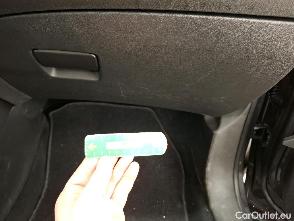  Opel   Grandland X Grandland X Elegance Business 1.5 130CV BVA8 E6d #13