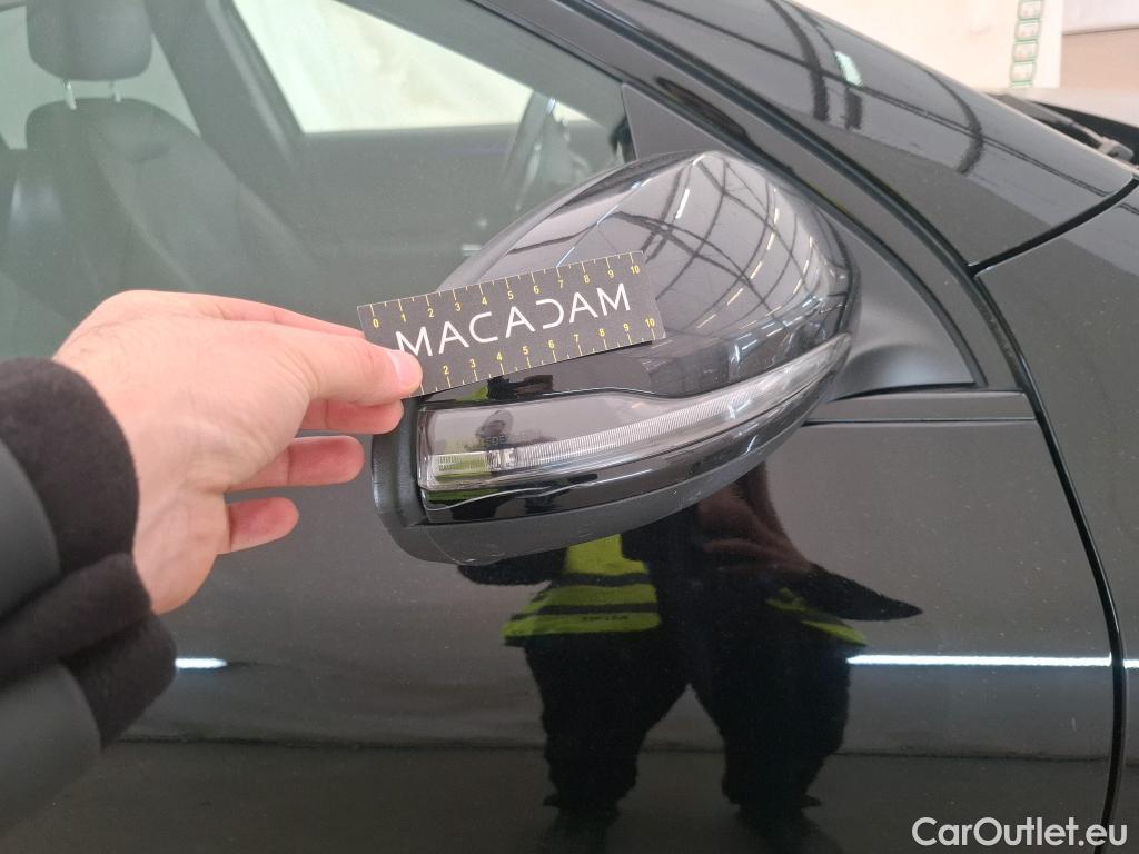  Mercedes  GLA MERCEDES-BENZ  / 2020 / 5P / SUV  200 D AMG LINE DCT #27