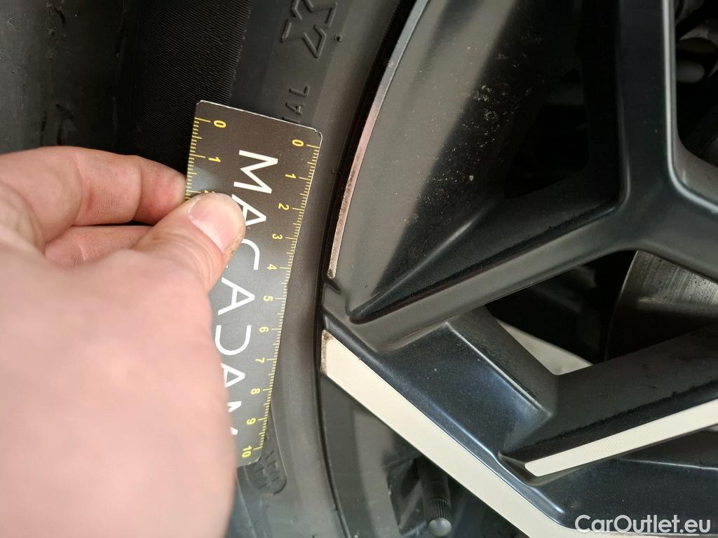  Hyundai  Tucson HYUNDAI  / 2020 / 5P / SUV 1.6 PHEV 265 HTRAC N LINE EXECU 4WD AUTO #7