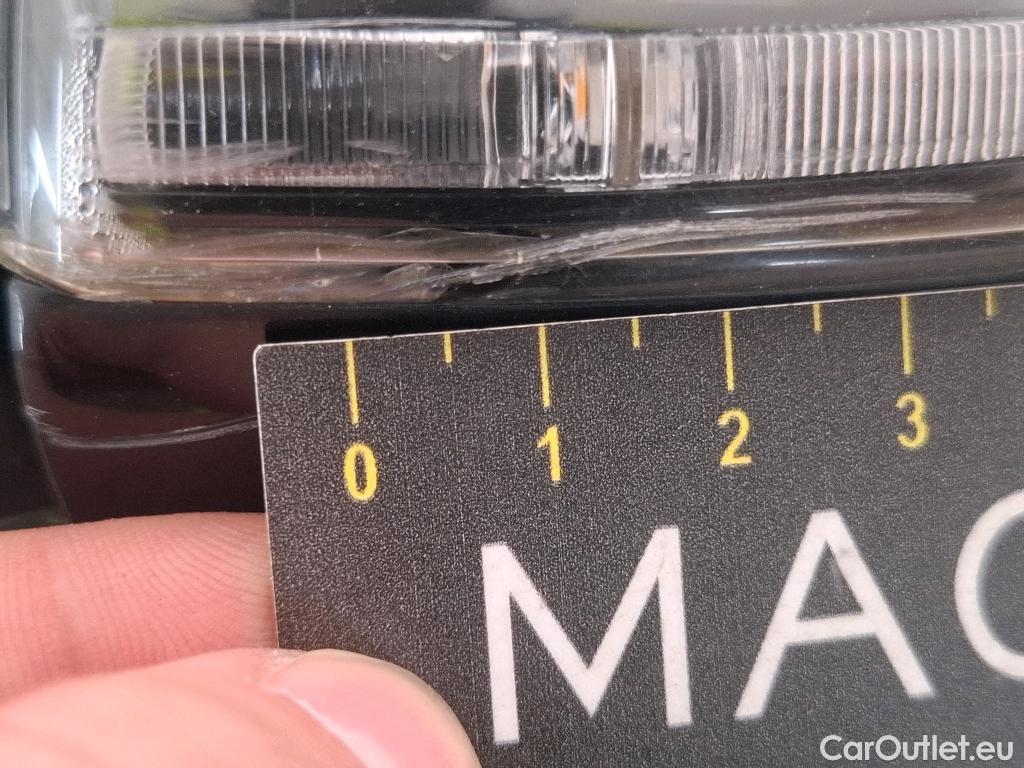  Mercedes  GLA MERCEDES-BENZ  / 2020 / 5P / SUV  200 D AMG LINE DCT #28