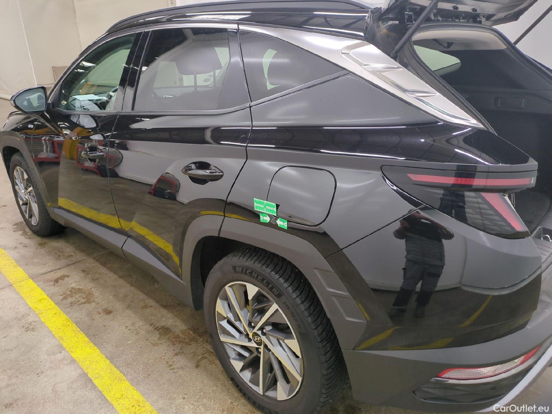  Hyundai  Tucson HYUNDAI  / 2020 / 5P / SUV 1.6 T-GDI 150 DCT-7 HYBRID 48V CREATIVE #9