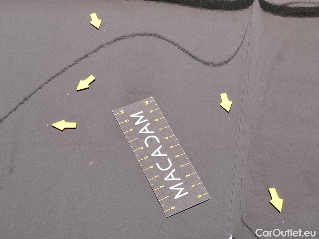  Mercedes  GLA MERCEDES-BENZ  / 2020 / 5P / SUV  200 D AMG LINE DCT #11