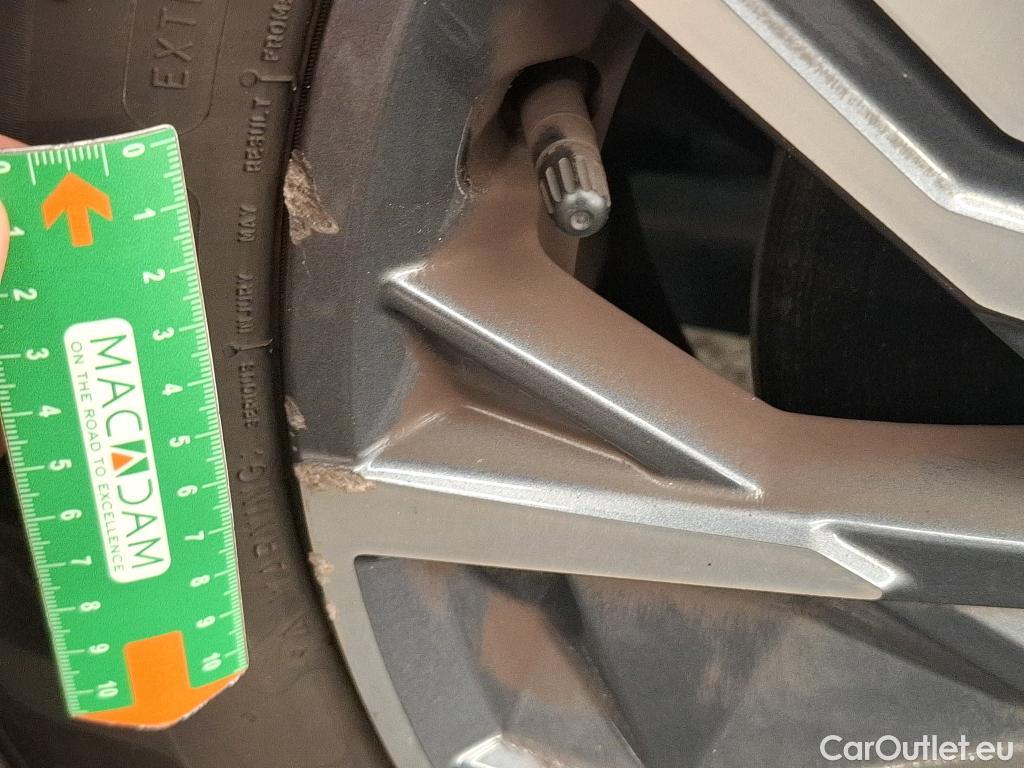  Hyundai  Tucson  Business Mild-Hybrid 2WD 1.6 CRDI 135CV BVA7 E6d #18