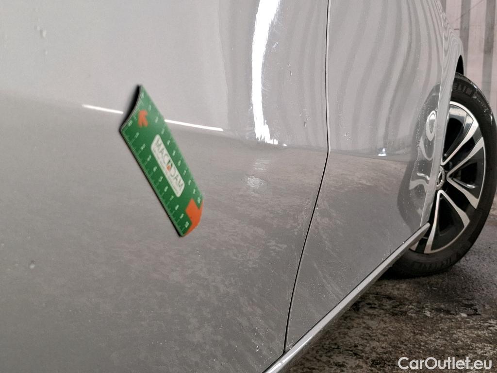  Mercedes  A-Klasse MERCEDES-BENZ Classe A Compact / 2022 / 5P / Berline A 200 Business Line 7G-DCT #3