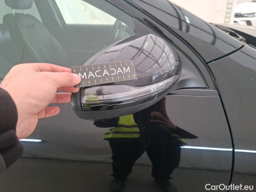  Mercedes  GLA MERCEDES-BENZ  / 2020 / 5P / SUV  200 D AMG LINE DCT #38