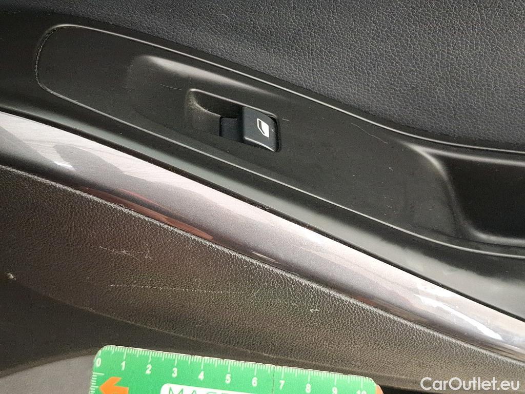  Opel   Grandland X Grandland X Elegance Business 1.5 130CV BVA8 E6d #11