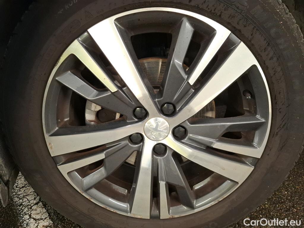  Peugeot  3008  II Allure 1.5 HDi 130CV BVM6 E6d #15