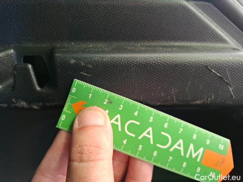  Peugeot  208  Allure Business 1.2 PureTech 100CV BVM6 E6d #78