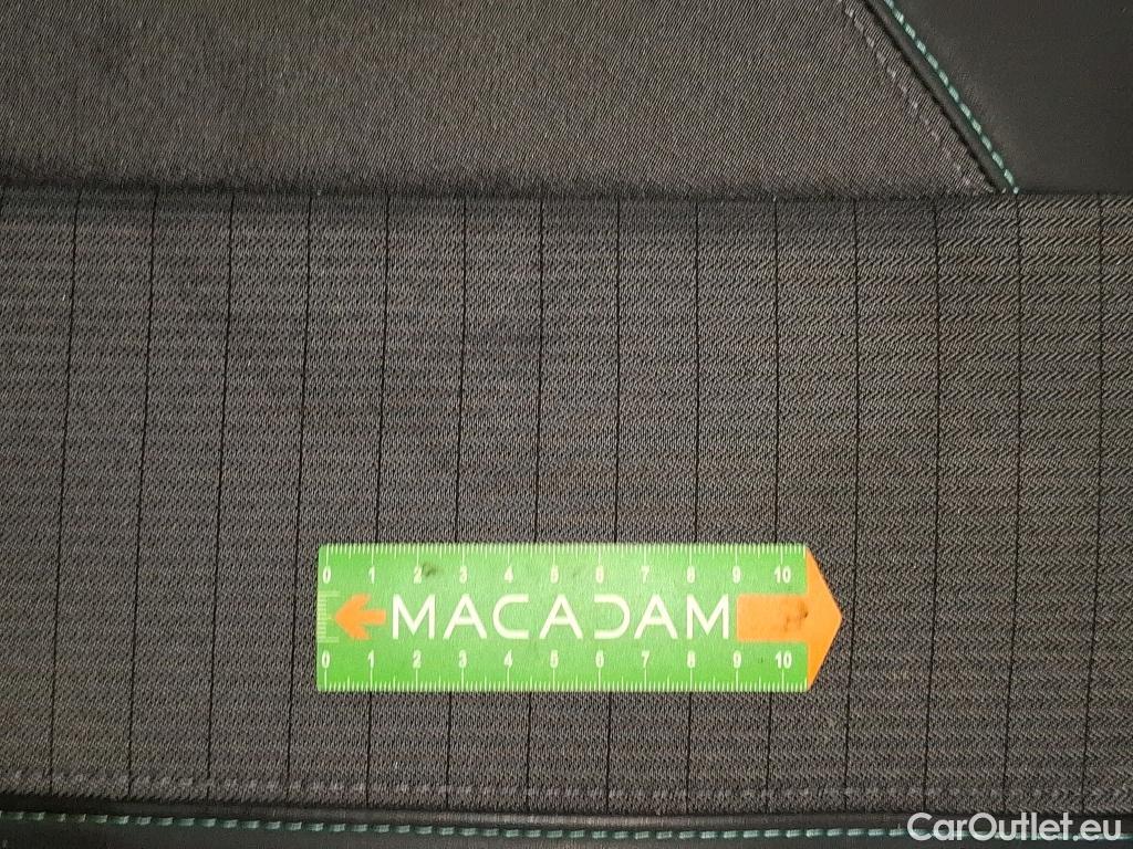  Peugeot  208  Allure Business 1.2 PureTech 100CV BVM6 E6d #92