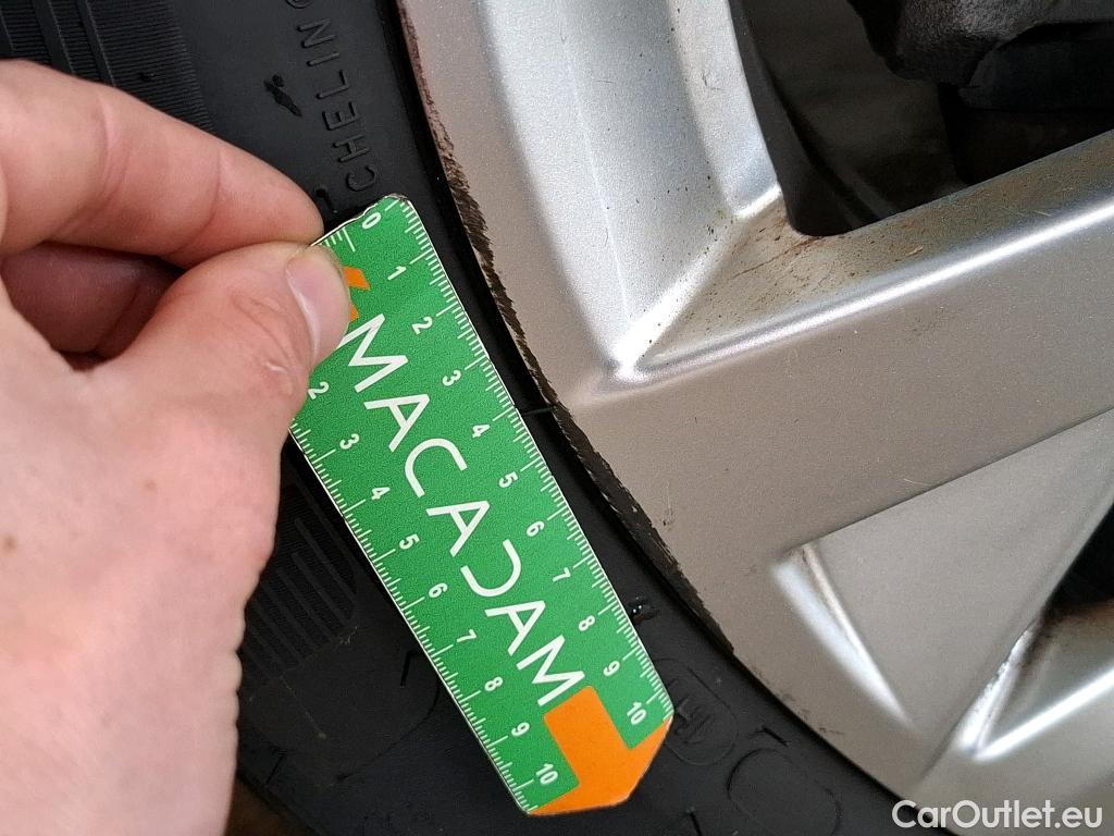  Peugeot  3008  Active Business 1.2 PureTech 130CV BVA8 E6d #5