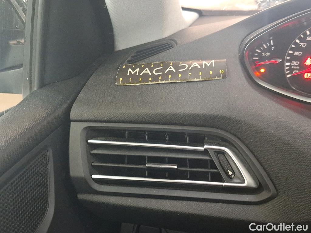  Peugeot  308  Allure 1.5 HDi 130CV BVM6 E6dT #21